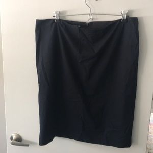 EUC Jones New York Stretch Navy Pencil Skirt 16